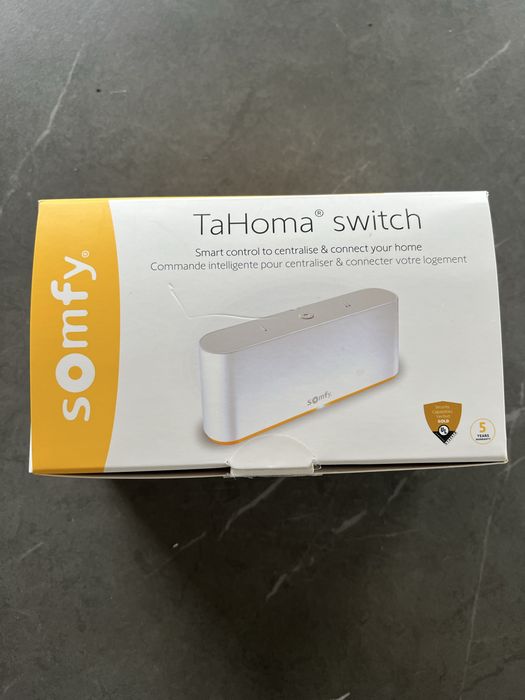 Centralka Somfy TaHoma switch