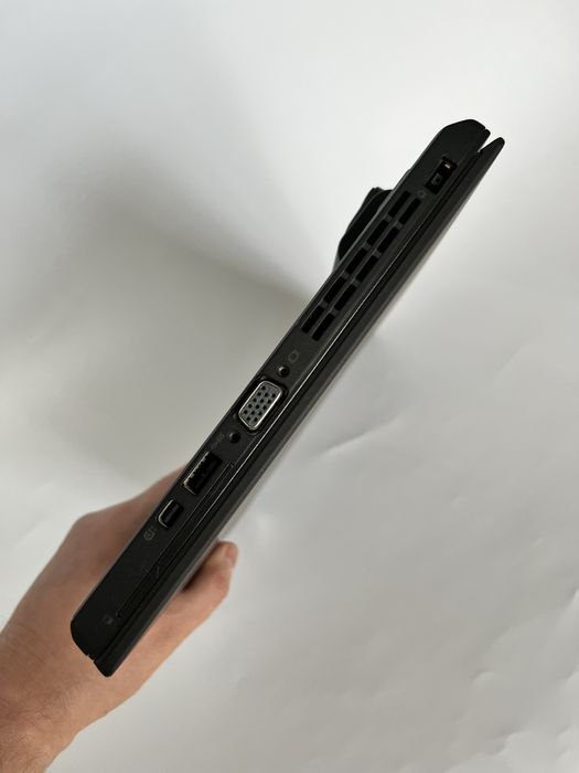 Lenovo thinkpad x250 i5-5200u 8ram 12.5inch