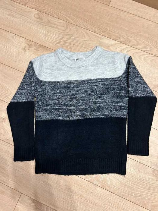 sweter w paski z H&M stan idealny, rozmiar 134/140.