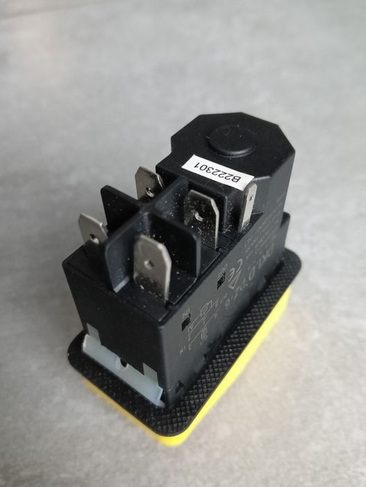 Wyłącznik elektromagnetyczny  DKDL DZ-6 KJD-17