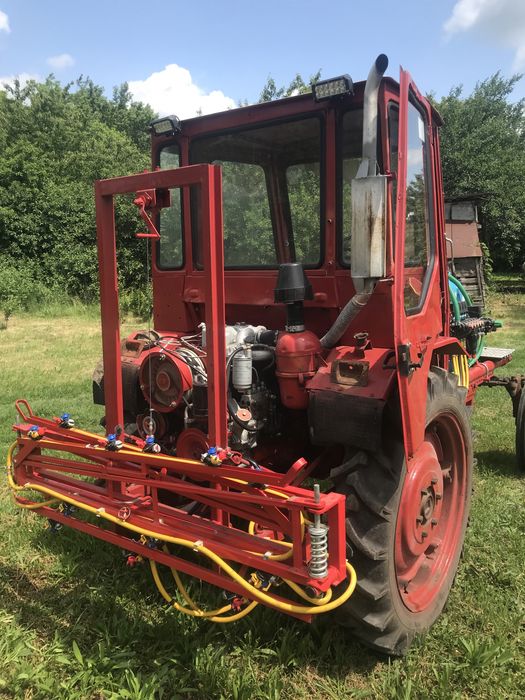 Самоходний оприскувач Т-16м ОП300 ARAG Bravo 180s