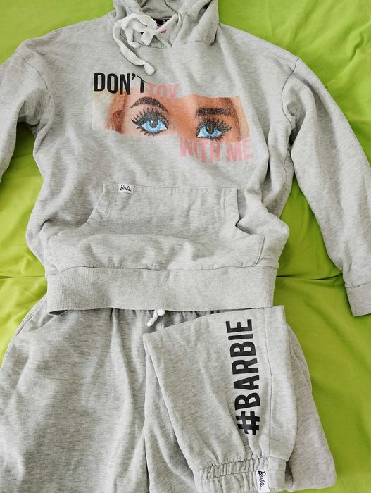 BARBIE. Markowe dresy damskie