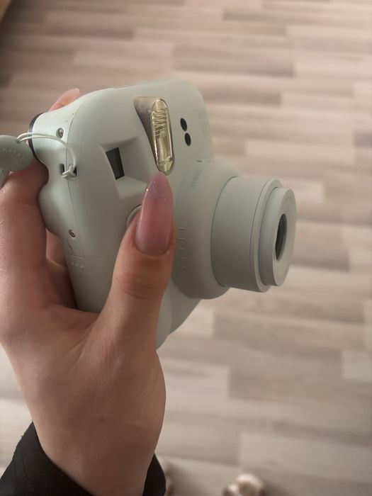Instax mini 12..