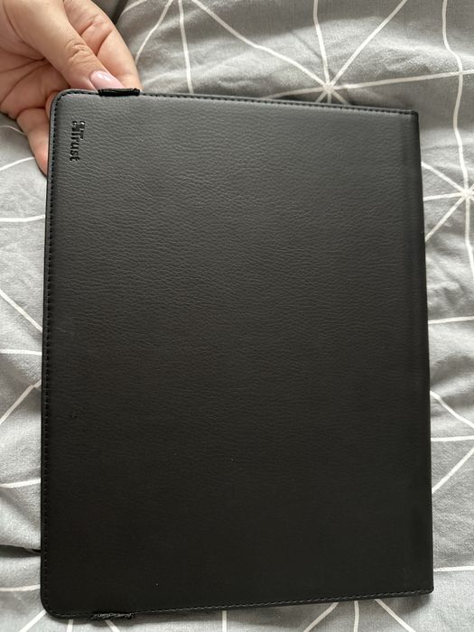 Etui na tablet nieuzywane