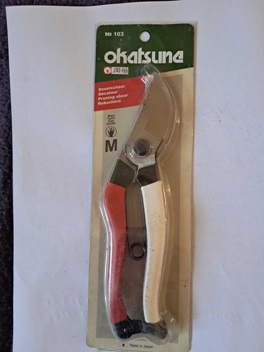 Садовий секатор Okatsune 103 Японія
