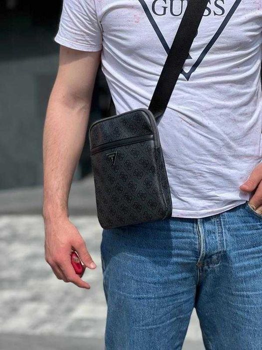 Сумка Guess колір чорний