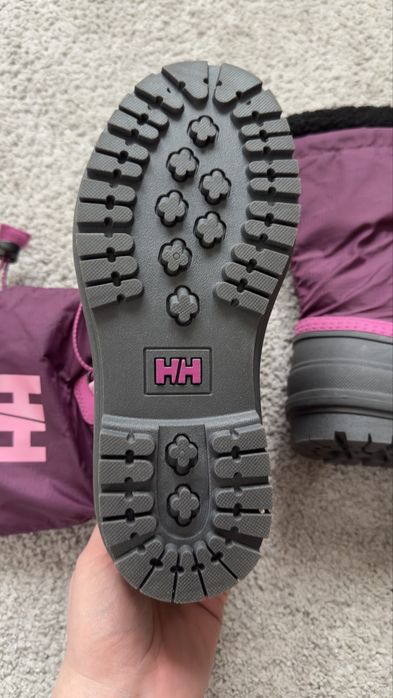 Зимові чоботи Helly Hansen