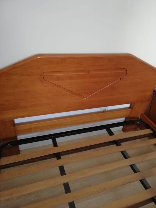 Mobilia de quarto completa em cerejeira