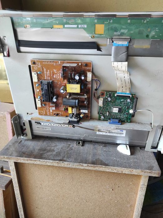 продам мониторы 19 дюймов