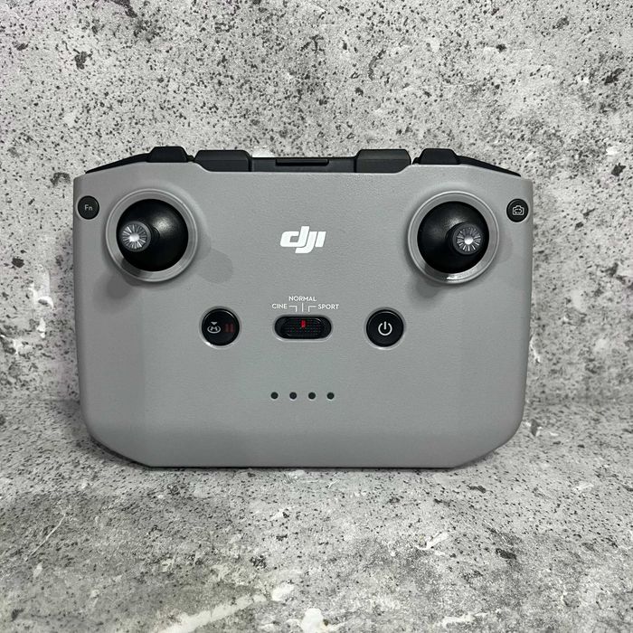 Dron DJI Mini 3 + Kontroler RC-N1 | Stan BDB | Etui Sunnylife | 100% Sprawny
