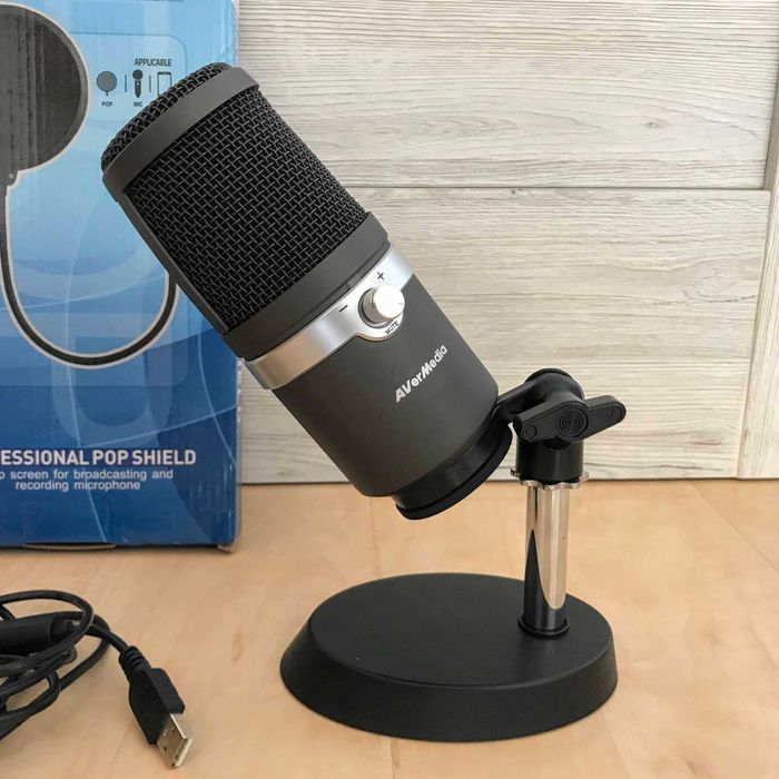AverMedia AM310 mikrofon USB studyjny gaming streaming biurkowy