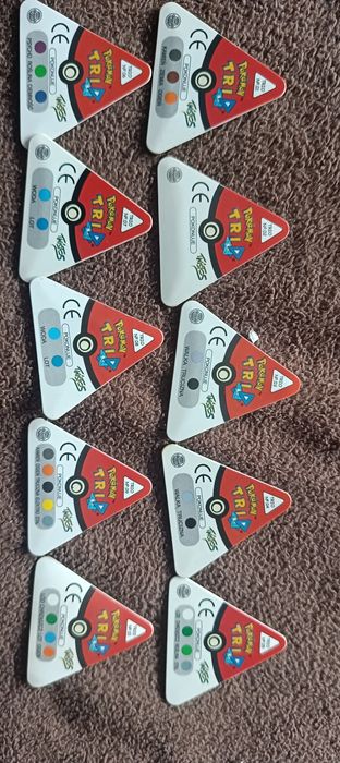 Pokemon 10/10 trio tazo komplet