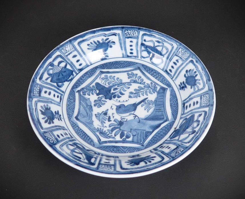 Prato porcelana azul e branca da China