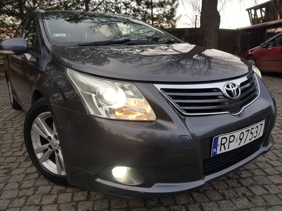 Разборка Тойота Авенсис Т27 Toyota Avensis