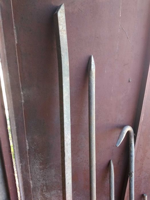 Лом садовый строительный