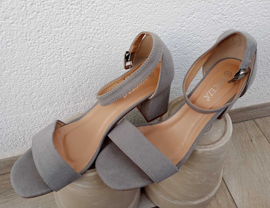 buty na słupku - r.40