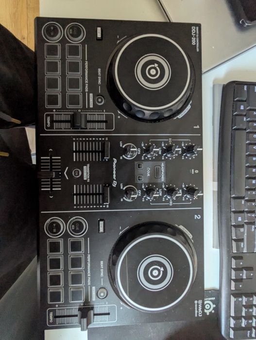 Konsola DJ Pioneer DDJ-200
