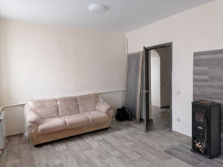 Продам дом с ремонтом в Спасском ,ул.Козинця