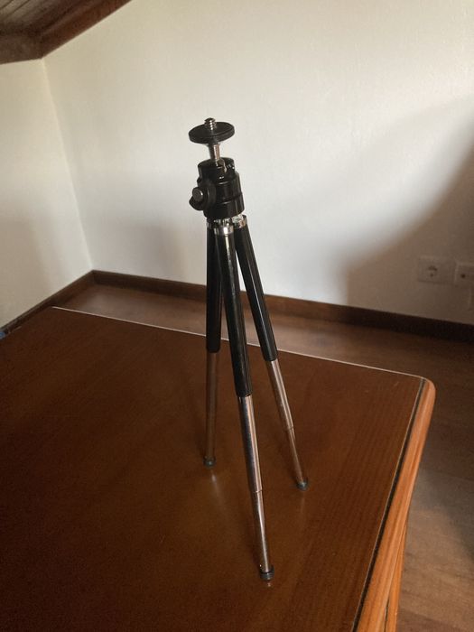 Tripé de mesa para maquinas de filmar ou fotografar