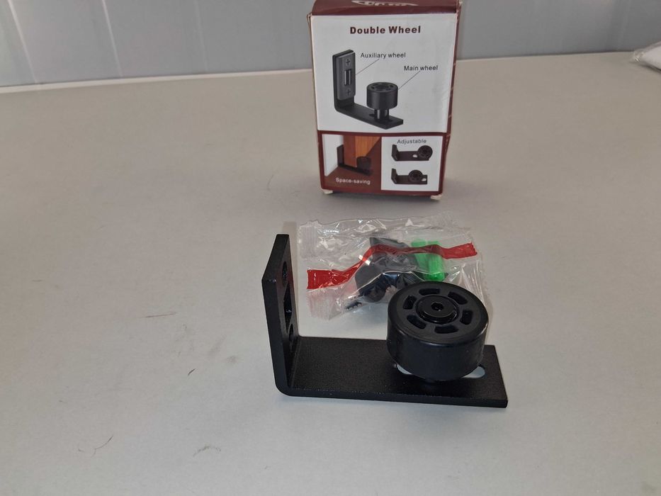 M070 Prowadnica Podłogowa Do Drzwi Przesuwnych Barn Door Double Wheel