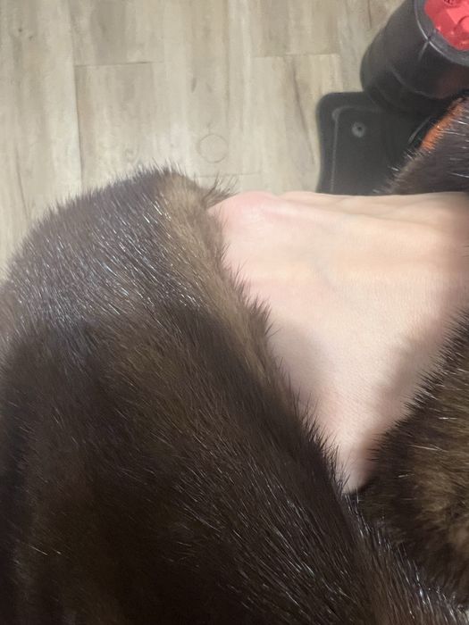 Норкова шуба б/у