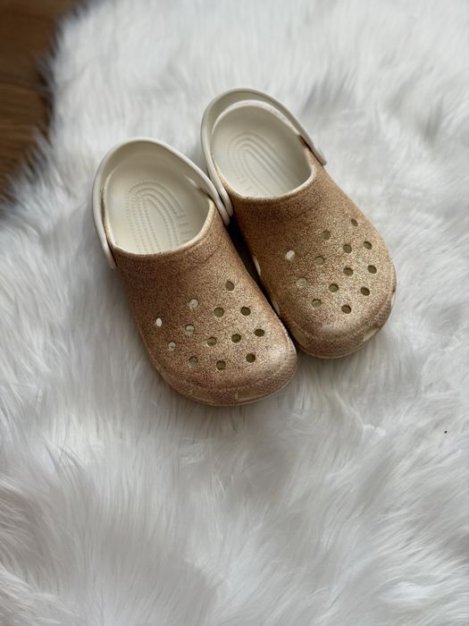 Crocs j3
