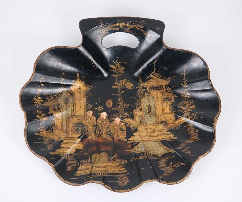 Bandeja Oriental Lacada Séc. XIX/XX (ref. 2)