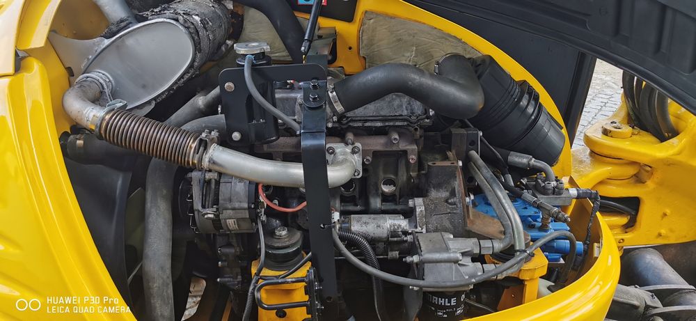 Mini giratória jcb 8055 rts