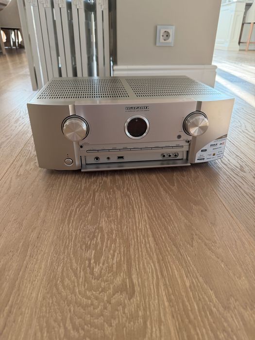 Amplituner 8k Marantz model SR 6015