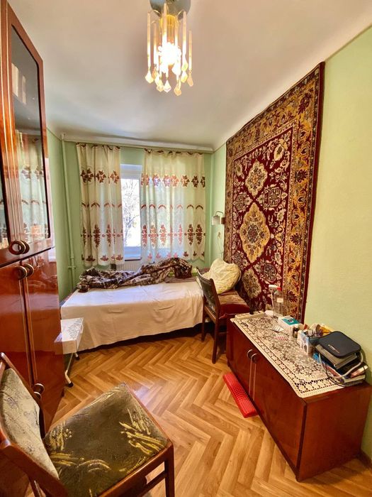 Продам 2-х крмн.квартиру на пр-кте Мира