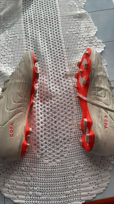 Chuteiras Adidas Copa brancas