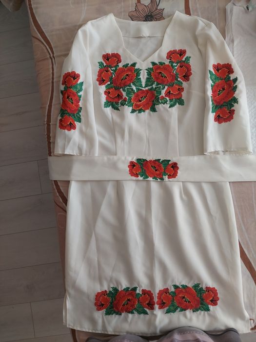 Вишите плаття 48 розмір