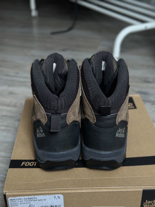 Ботинки Jack Wolfskin чоловічі демісезон зима розмір 41 устілка 25,5 см