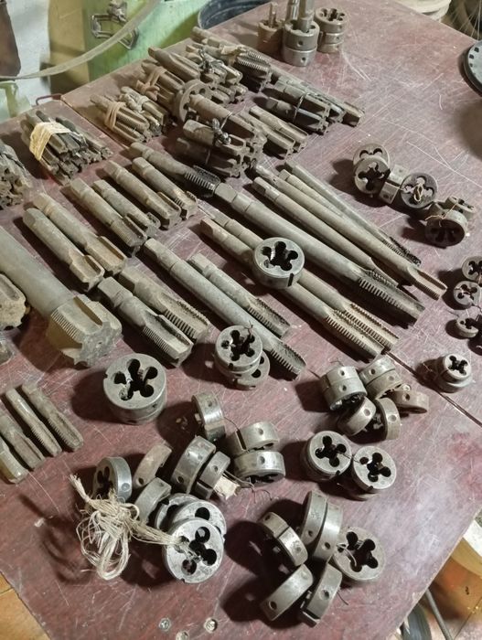 Лерки,метчики, мечеко та леркодержателі,свердла ссср,радіусомір.