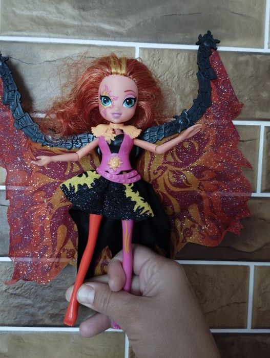 Оригінальна лялька