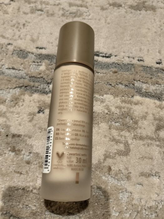 NAM Real Skin Foundation 01C swan