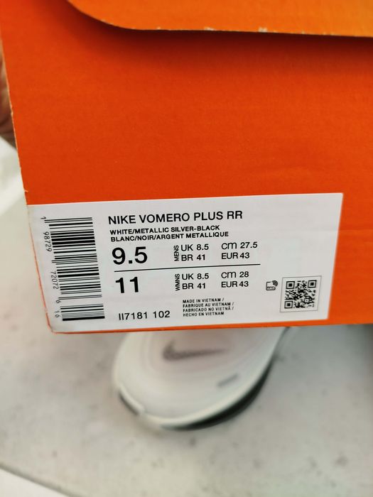 Buty Nike Vomero Plus Rr