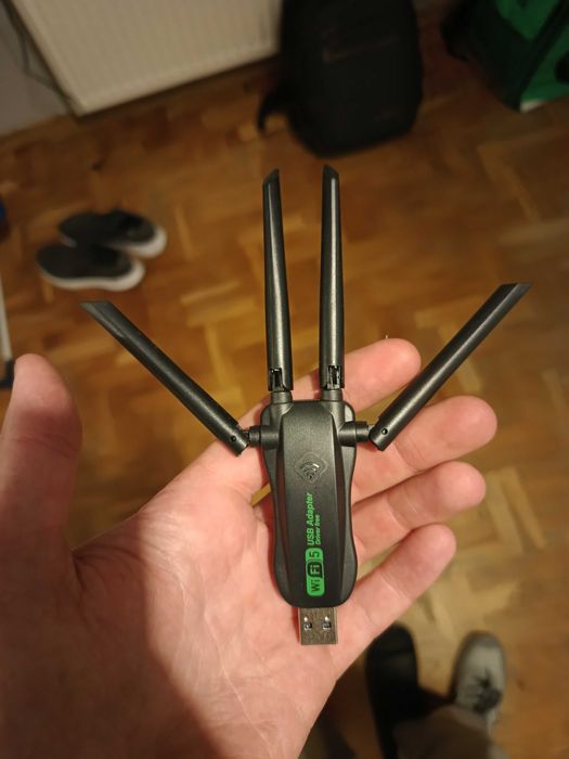 Sprzedaję sprzęt do streamowania.