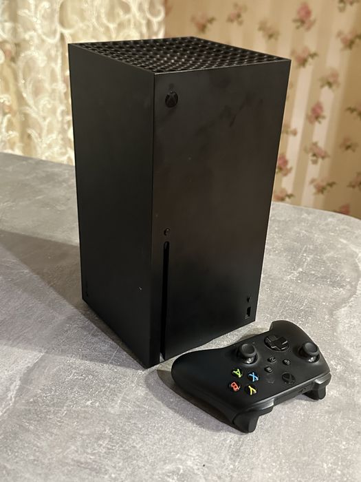 Продам XBOX в дуже гарному стані !