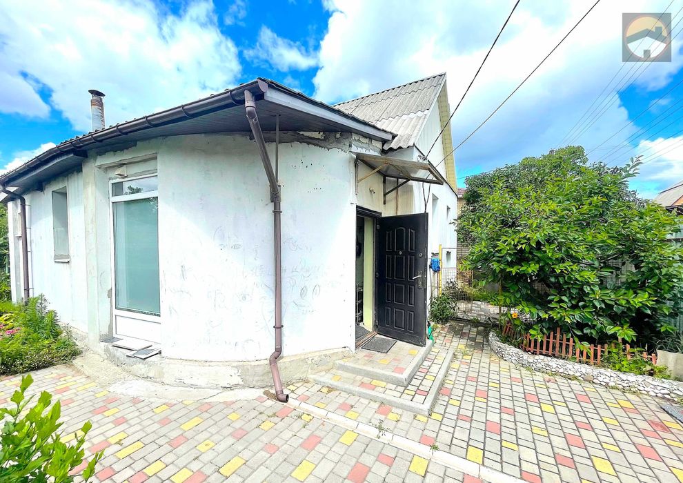 Продам будинок  метро Київська , Є-відновлення +