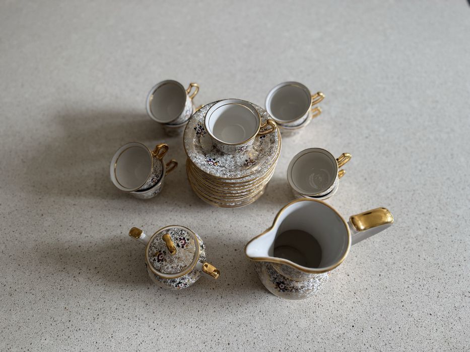 Serviço de café em porcelana