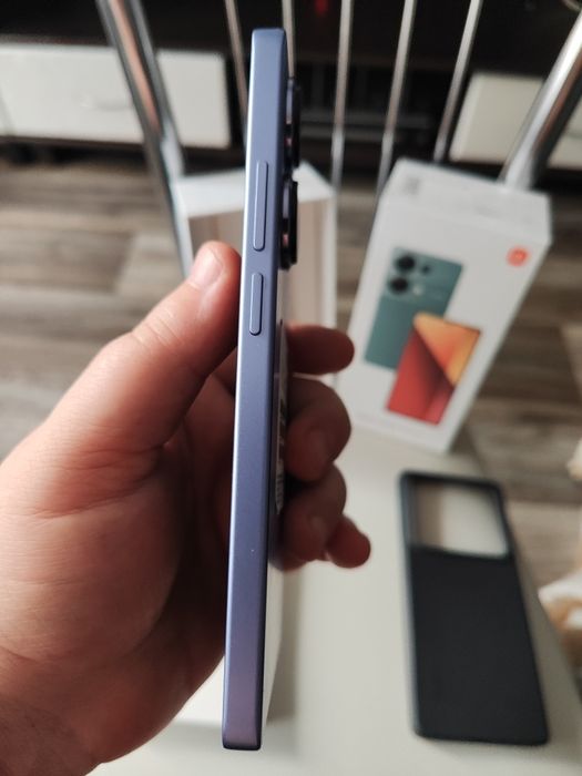 ИГРОВОЙ Xiaomi redmi note 13pro, память 8+8-256гиг,как новый.