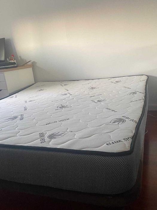 Cama de Casal 160x200 + Colchão
