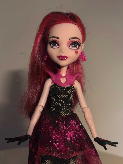 Monster High Draculaura Welcome to Monster High