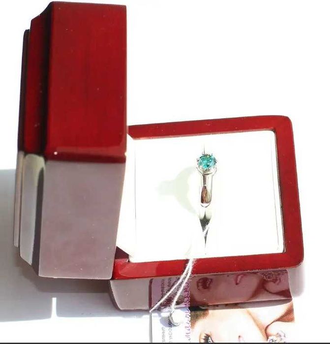 Эксклюзивное Золотое кольцо с синим бриллиантом 0,75 карат Элит, 750°