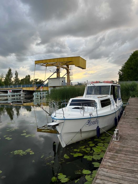 Sprzedam jacht motorowy Weekend 820 po liftingu, hauseboat, 2017 rok