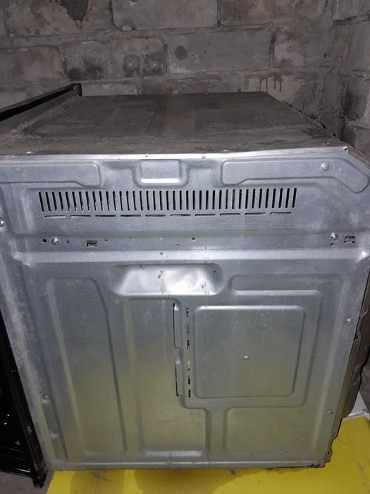 Продам газовый духовой шкаф фирмы Индезит