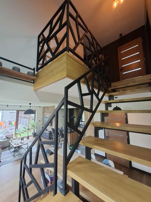 Schody metalowe wewnętrzne loft