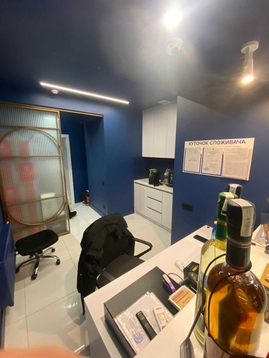 Оренда фасадного приміщення вул. Галицька