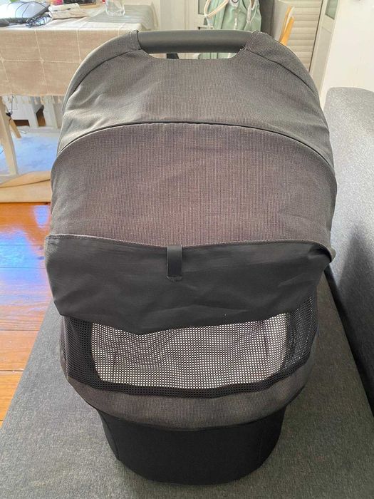 Alcofa Chicco – como nova + colchão incluído